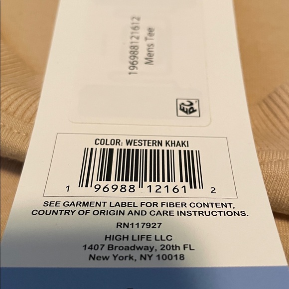 CHAMPION Short Sleeve Tee, Men’s Large, Western Khaki - Picture 9 of 10